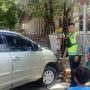 Polisi Ungkap Penyebab Innova Seruduk Pejalan Kaki, Diduga Pedal Gas Tersangkut Sandal