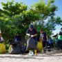 PT Timah dan Pemda Bangka Gotong - royong Bersih Pantai Kawasan Tambak Udang
